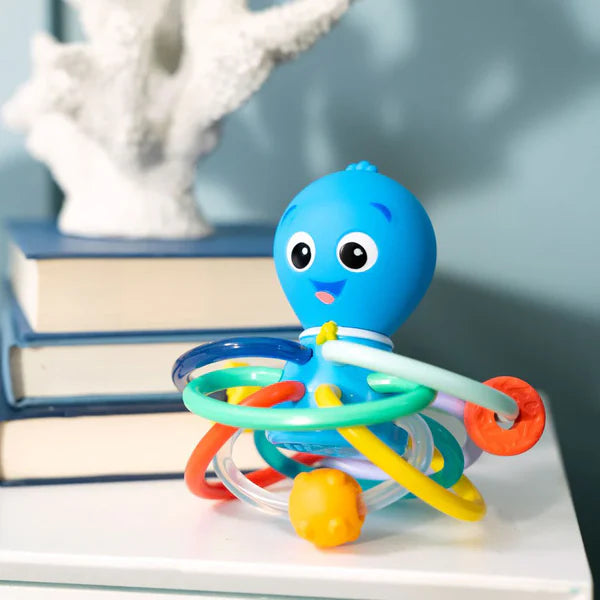 Einstein Opus’S Shake & Soothe Teether Toy & Rattle