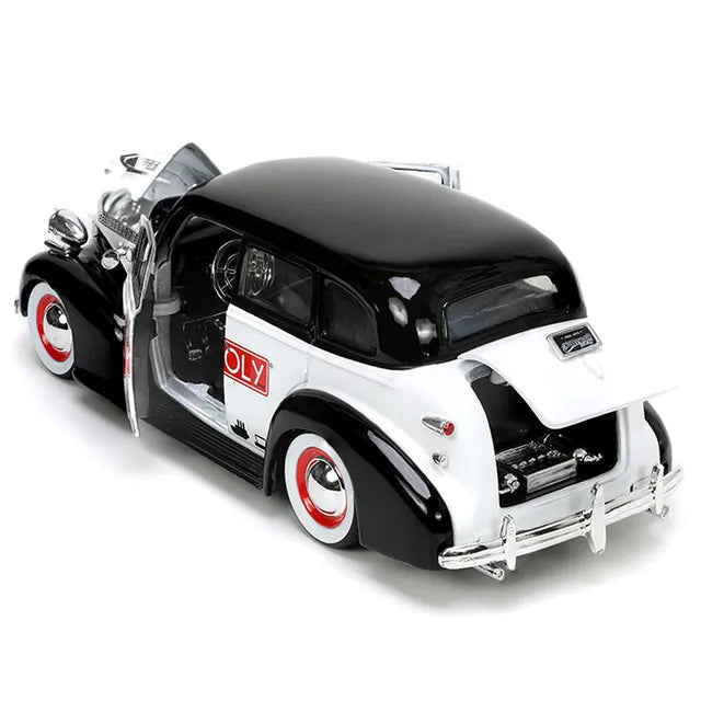 Jada Mr. Monopoly 1939 Chevy Master 1:24