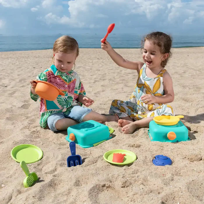 Hape Sandy Chef Beach Cooking Play Set