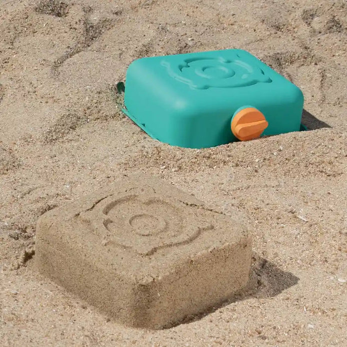 Hape Sandy Chef Beach Cooking Play Set