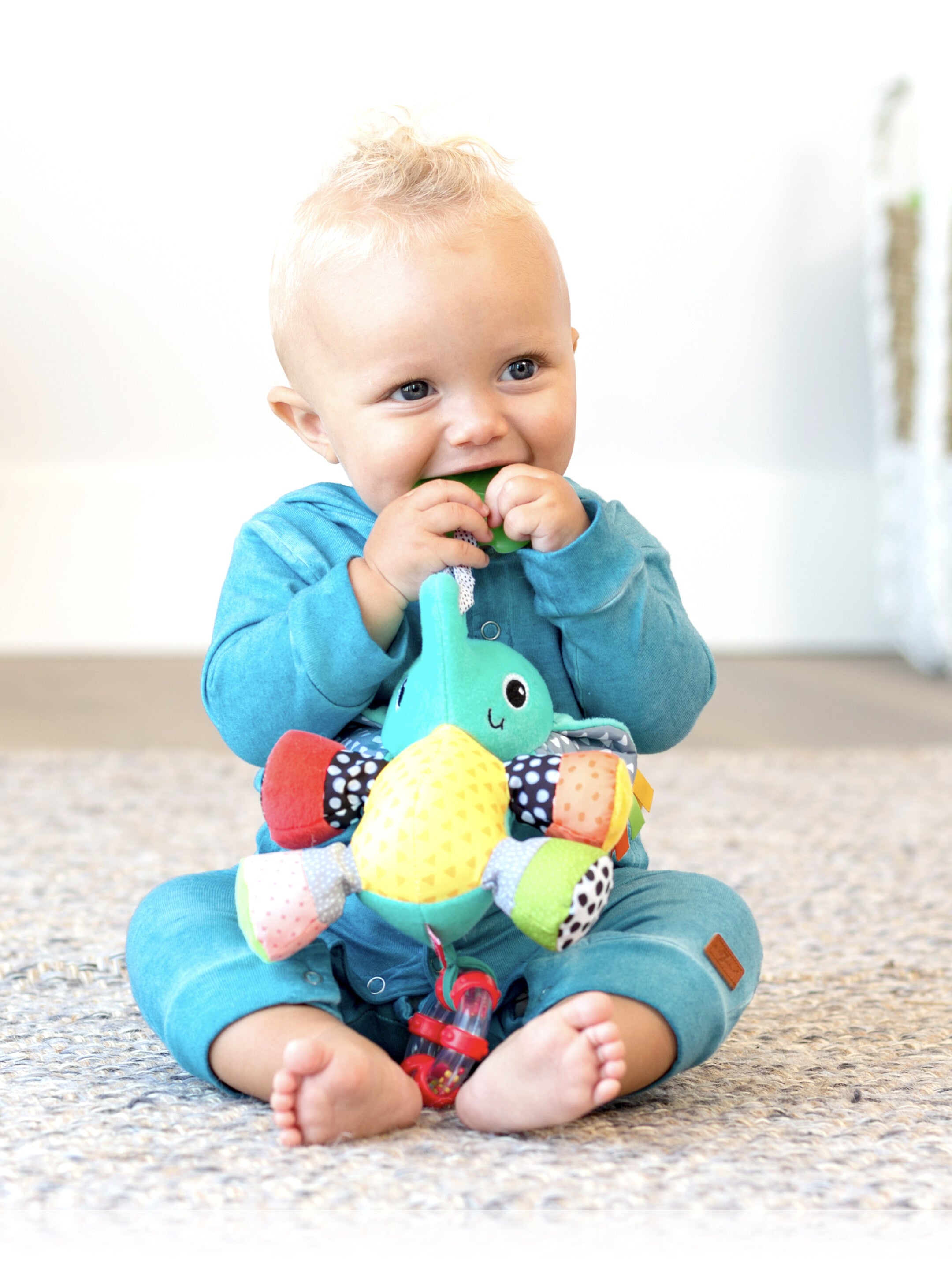 infantino-Peanut The Elephant Activity Pal